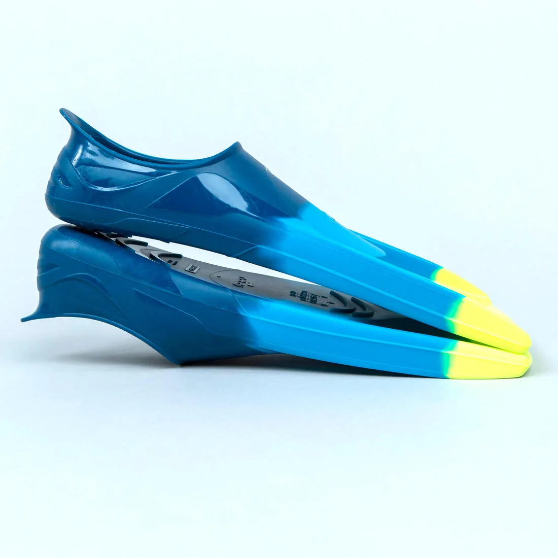 Swimming fins