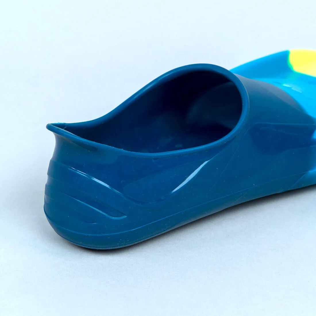 Swimming fins
